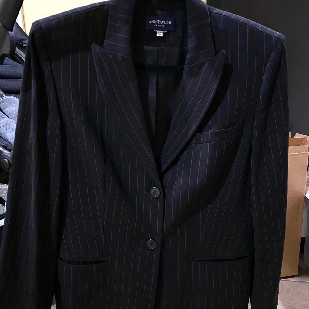 Ann Taylor Petites Blazer